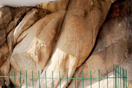 全国重点文物保护单位:亚沟石刻