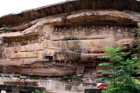 全国重点文物保护单位:卧佛院摩崖造像