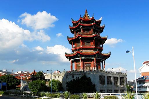 福建漳州:威镇阁