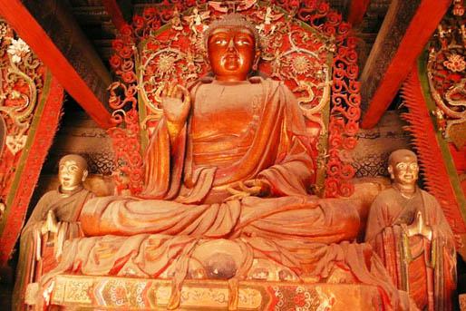 全国重点文物保护单位:广济寺大雄宝殿—殿内彩塑