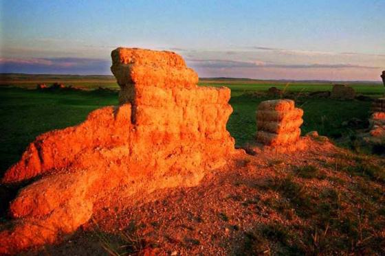 全国重点文物保护单位:敖伦苏木城遗址