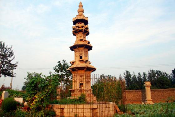 全国重点文物保护单位:治平寺石塔