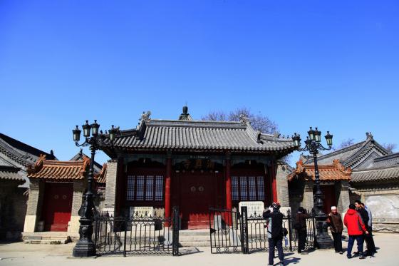 ȫ���ص����ﱣ����λ����ͷ������