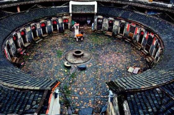 �������ݣ�����¥