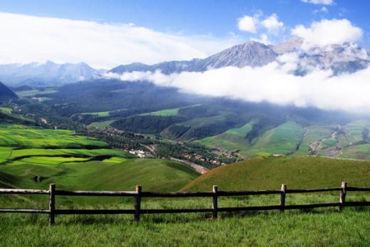 青海省海北藏族自治州祁连县:雪域神山—阿咪东索