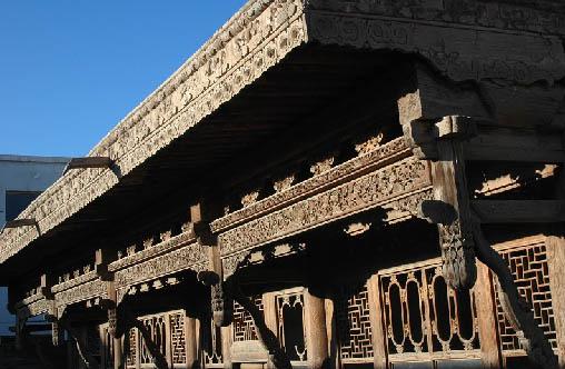 ����������:������կ�Ӿ�����ľ��