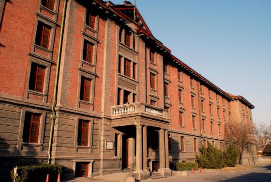 ������ѧ��¥ 1