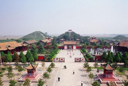 ���������У�ï�격���ȫ��