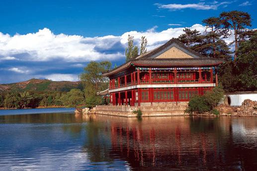 中国的世界遗产:烟雨楼风光