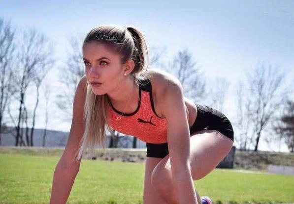 °ÂÔË»á×îÃÀÔ˶¯Ô±°¬Àö¿¨¡¤Ê©ÃÜÌØ