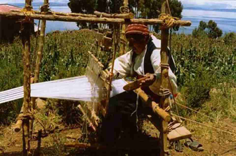 ���з�֯Ʒ����ֳ��ǰ�Ľ�̤ʽ֯����֯��