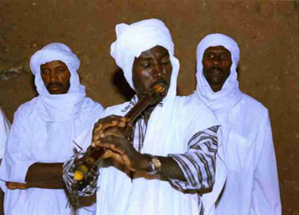 ������ǰ��������ǰذض��˵�һ��ʫ�����ֱ�����ʽ