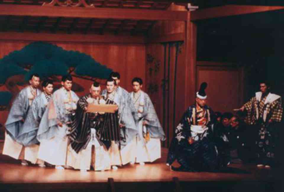 ���ֵ��ݳ���������Ŀ��ѡ���˳��İ��ţ������ϸ�Ҫ��