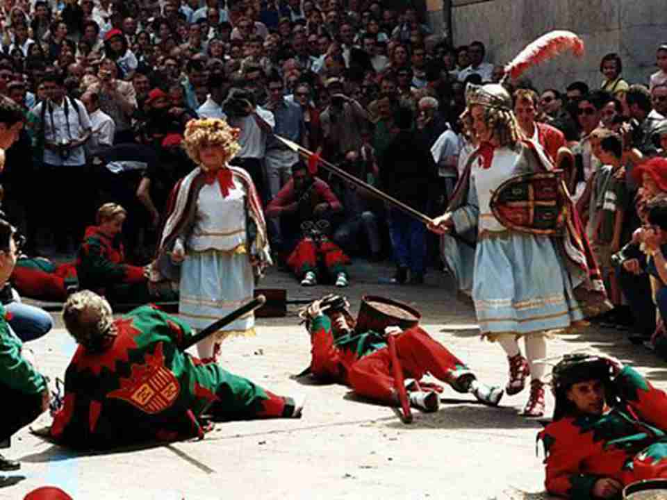 ����ķ��ÿ���5�µ���6�µ׵�ʥ����о���