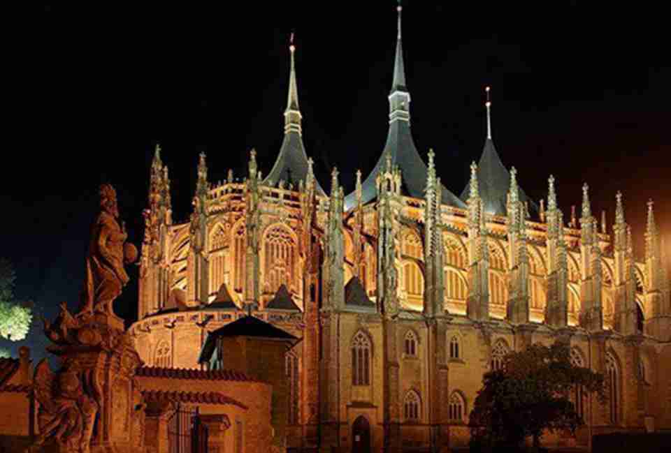 ̩������ɺ����´ķ⽨����ǿ���ά�ؿ˼��彨��