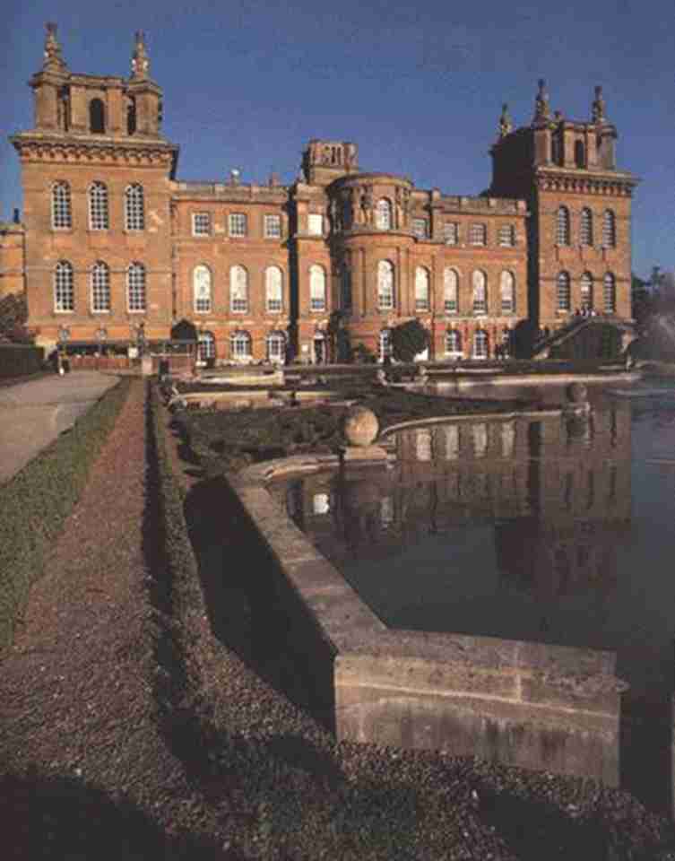 ������ķ����Ӣ��Ψһһ���ȷ��������С�Ҳ���ڽ̽�����ȴ����ΪPalace�Ľ���