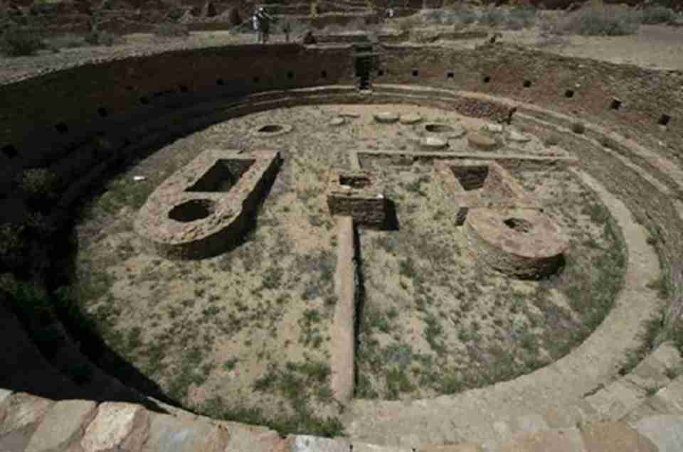 ӡ�ڰ��Ļ��¶�����ɫ�Ľ������