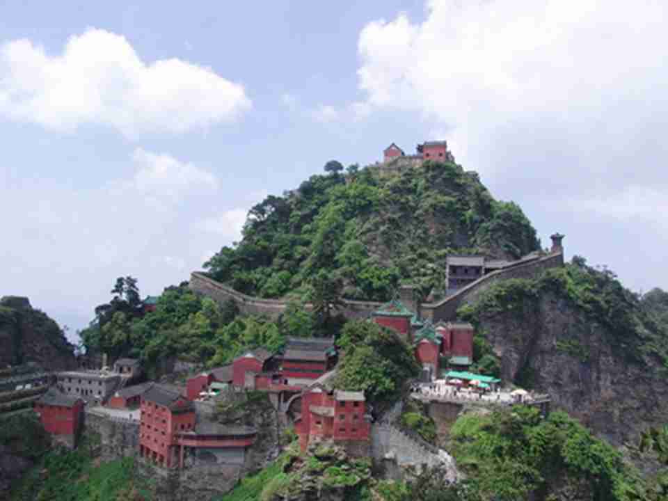 ������һ��ʮ�﹬����ǽ���������硱�˼��ɾ�-�䵱ɽ