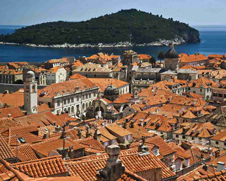 �Ų��޷���˹ųǽ��ڹ�Ԫ7������Ҷ