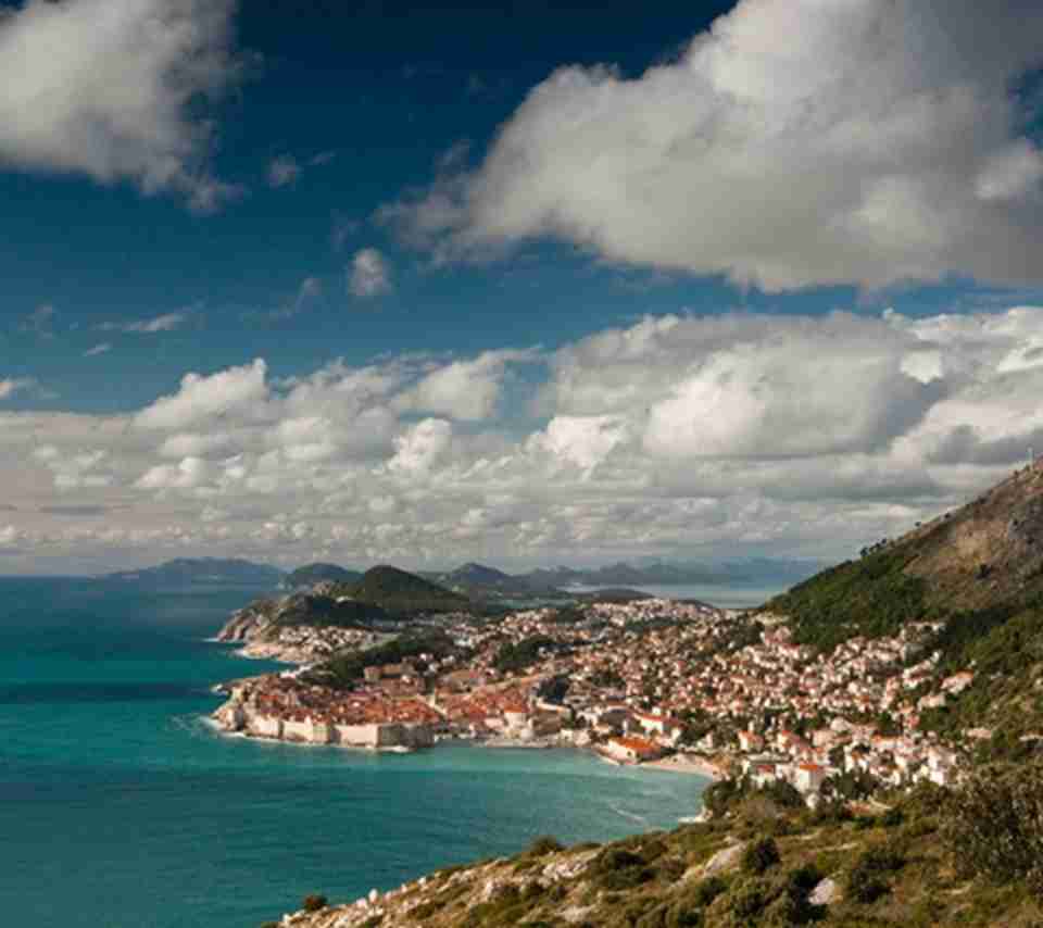 �Ų��޷���˹ų���ɽ��������ľïʢ