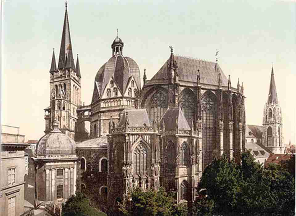 ��衴����