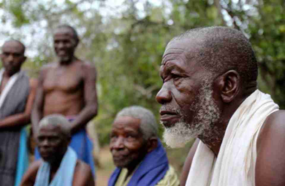 �׼��ϴ�����