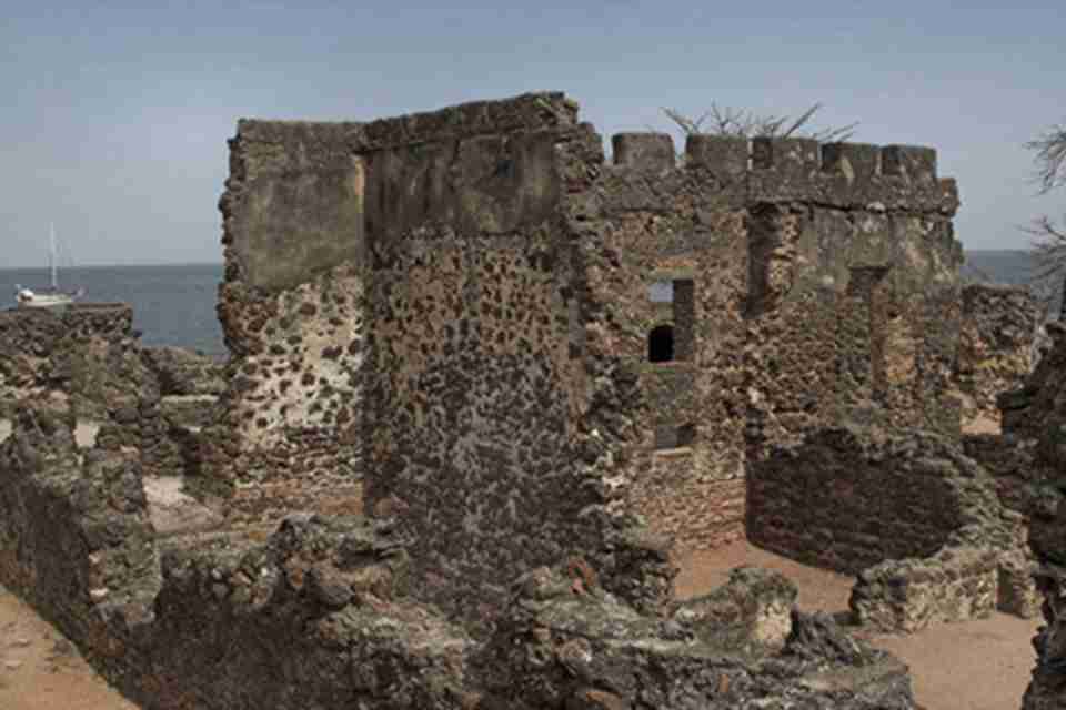 ���ܹ��ƻ�����ը���ؽ������ɵİವ��ߵ�ղķ˹����ַ