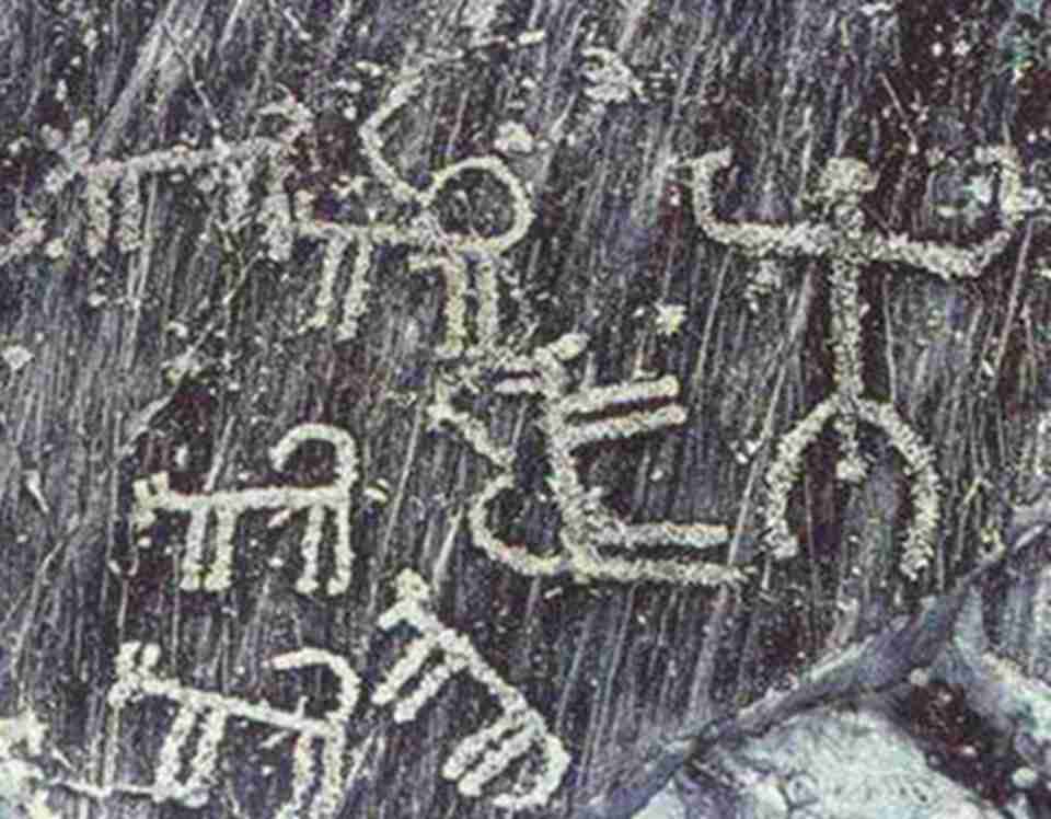 ͼ5��ʱ������Χ�Ѿ���һЩ����ƽ�˵�ǳ�����ĵ��