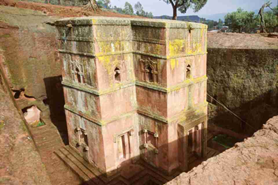 �������������ǴӼ�Ӳ����ʯ�п������