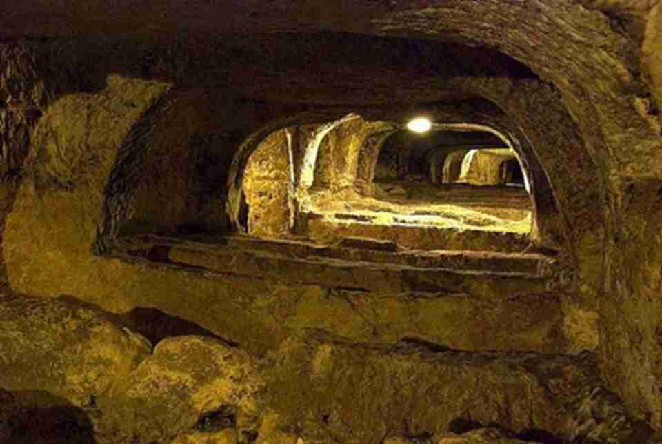 �����ع������500ƽ���ף�����38��ʯ��