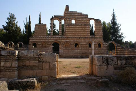 ���ܶ��������˸����������������ʷ�������ֵġ������ԡ�