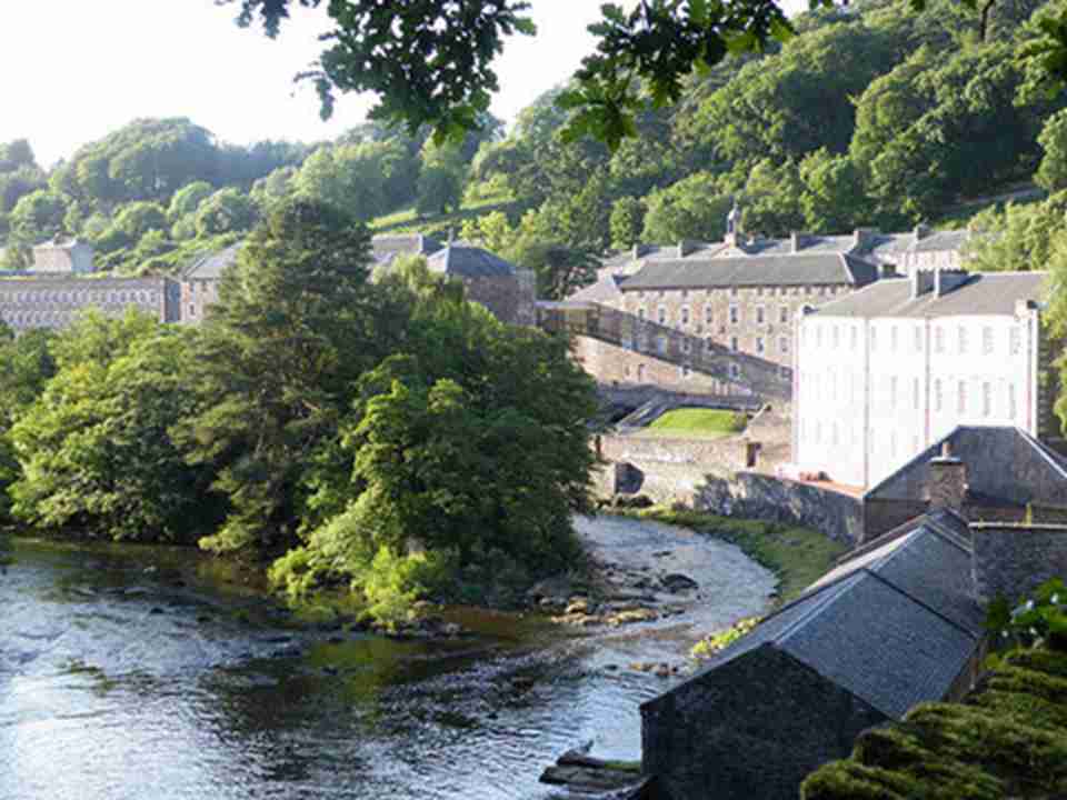 �����ɿ�λ��Ӣ���ո��������ɿ˿�