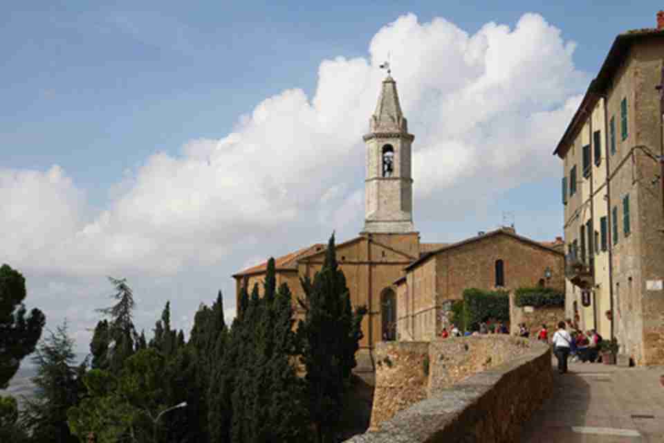 2��ɫ�����£�ӳ�ճ�Ƥ����������ɫ�ĳ���