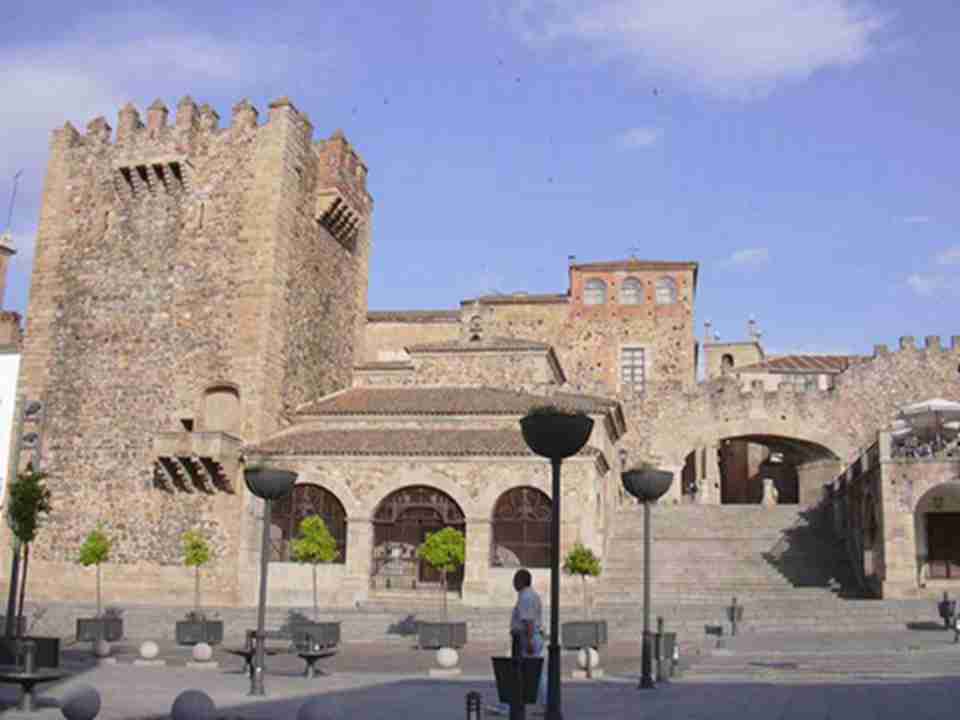 ������˹�ų�