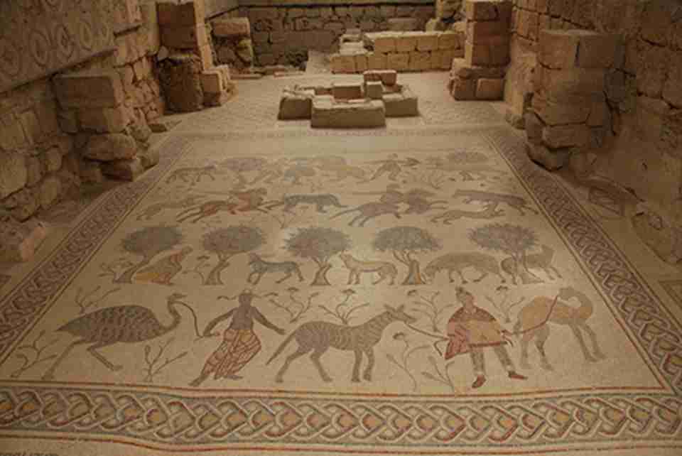 ���к��Ĳ��ΰ����������ųǶȹ���������ɣ����