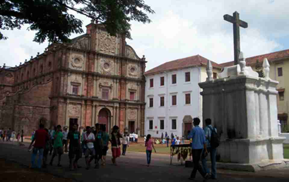 ��Ϊ����ӡ�ȵ��׸��ͻ����̴������ģ������ɳǼ����˺ܶ���ú��޵�Ժ