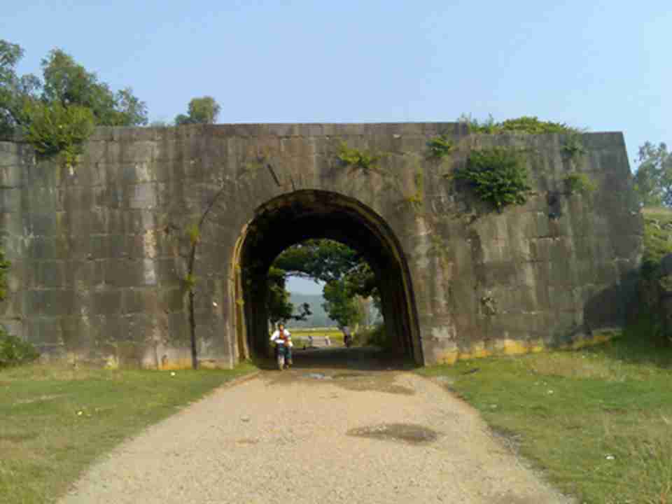 ����ʱ�ڵĳǱ�������Խ���׶���������Լ150���ﴦ�廯ʡ