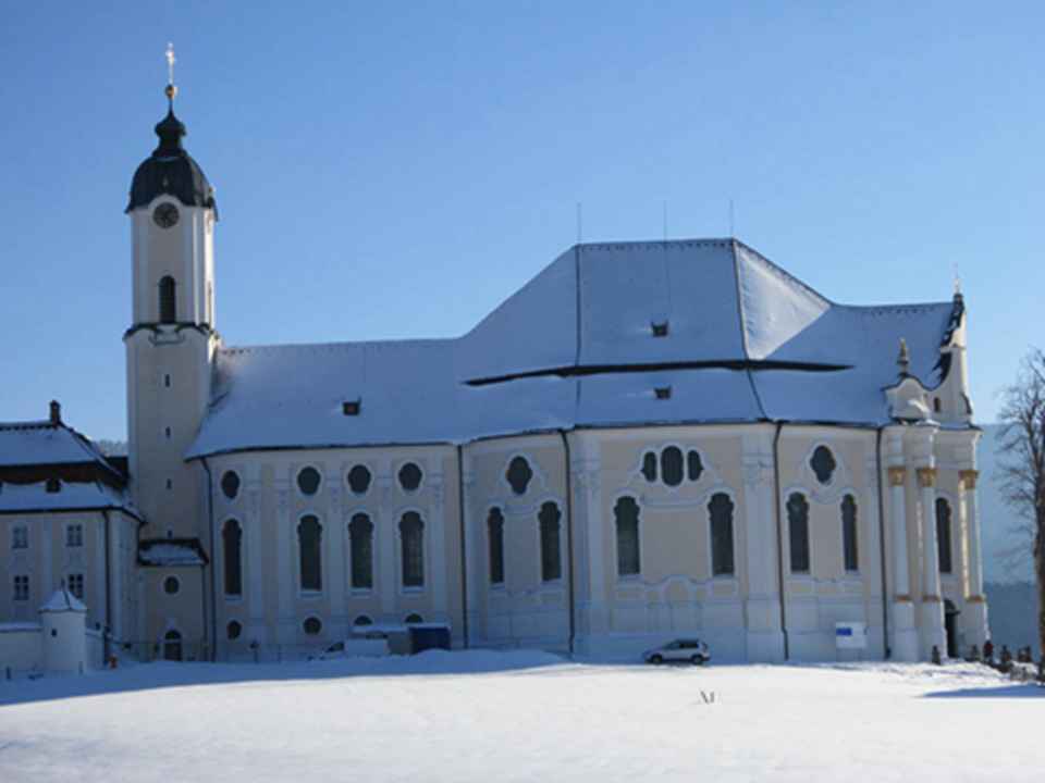 ά˹���ã���Ϊ��ά˹�ܱ޴�ľ�������ʥ���á�