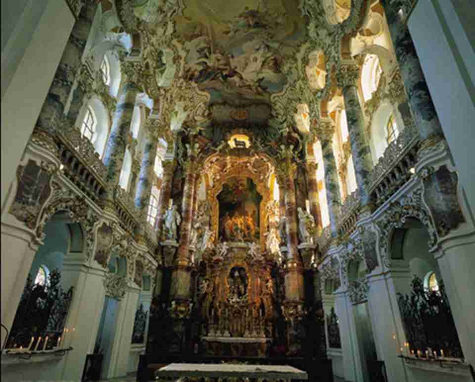 ��񣬹��ϵ�ά˹�����ڱ���ԭò�Ļ������ֻ������µĹ��