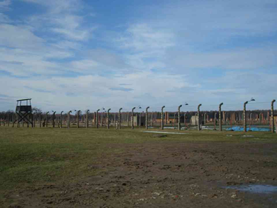 ��˹ά��-�ȿ���������ɴ����Ӫ�ͼ���Ӫ��λ�ڿ����Ʒ�����37Ӣ��Ĳ���С���˹����