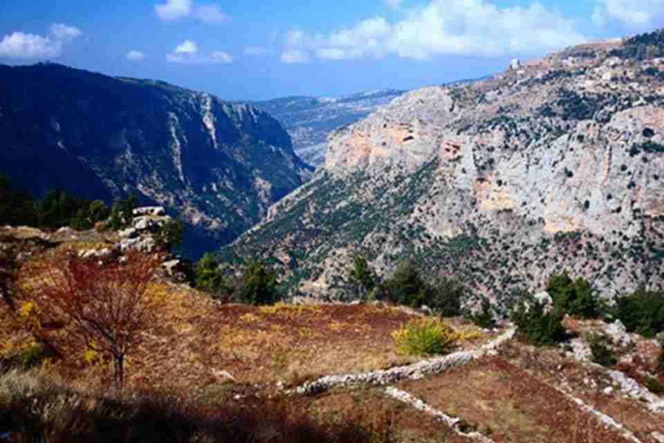 ʥ��ָ����������б�������Ⱥɽ���š����͵���֮�µĹȵ�