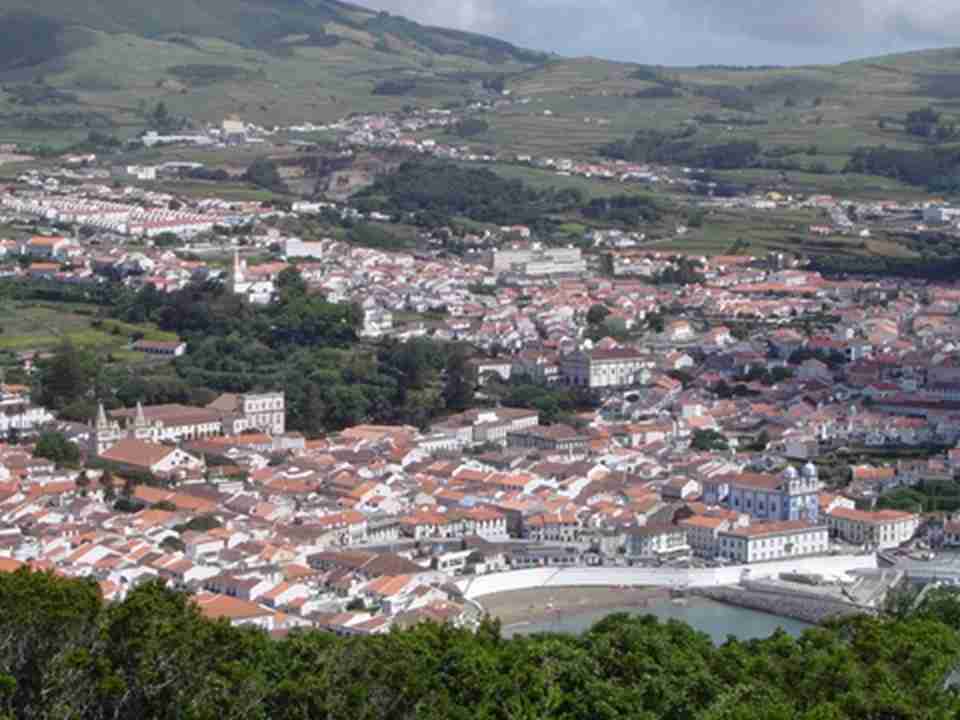 ���ٶ�Ⱥ��Ӣ�۸�����������ʷ�ǳ����ƾã�ʼ����ʮ������