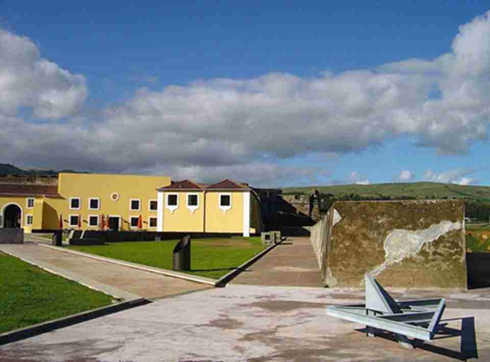 ���ٶ�Ⱥ��Ӣ�۸�������һ���кܶ���������