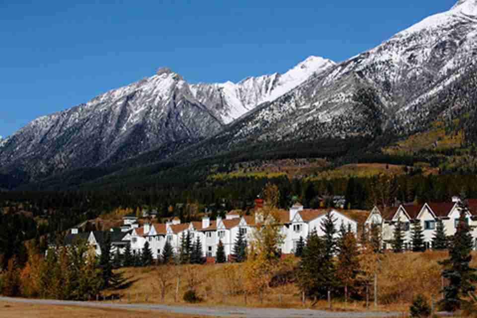 �������ᵺ���⣬���ô�ʮ������ʤ�ػ������ɽ�ı�ԭ����Ⱦ���