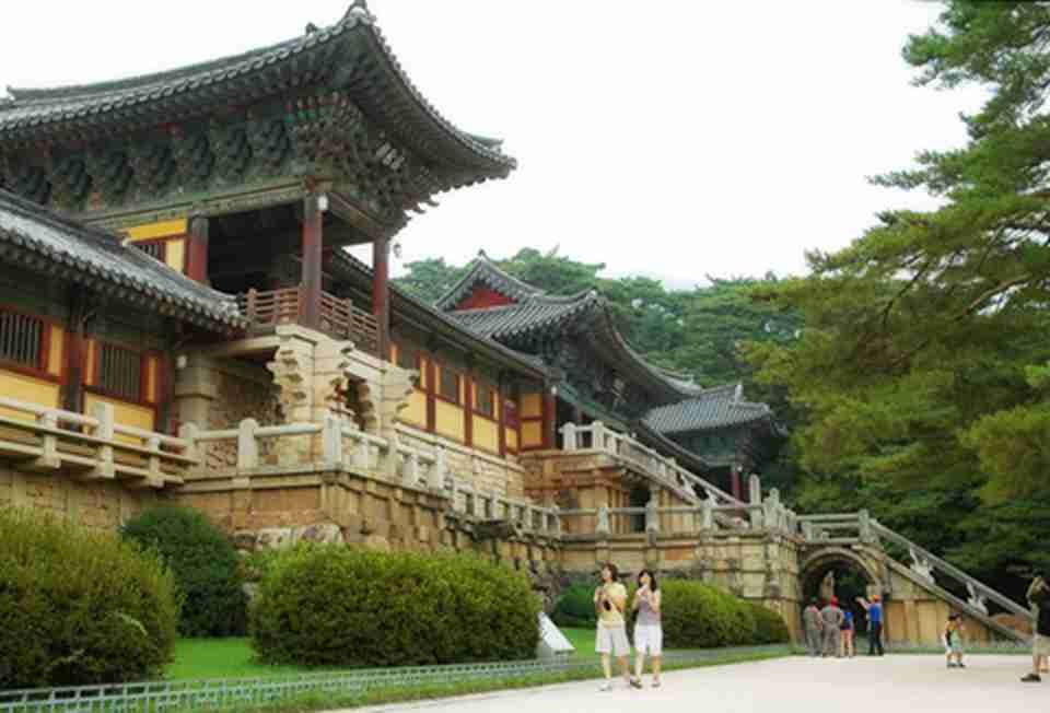 �����ʼ���ڹ�Ԫ 530�꣬��Ԫ751���ɹ������������774�꿢��