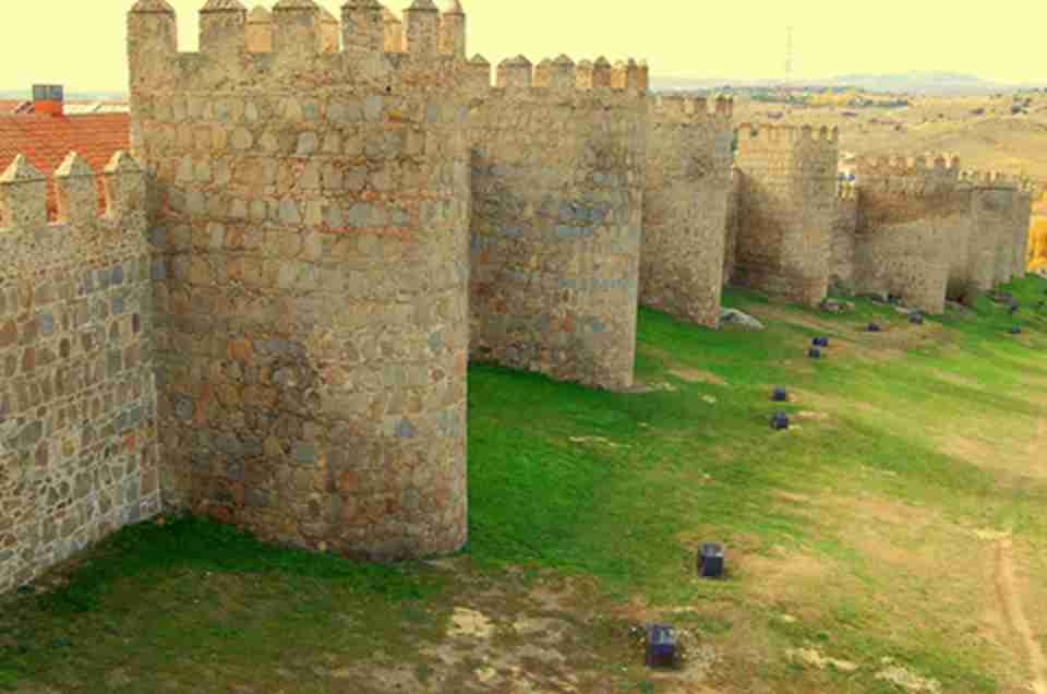 ��ά���������ͷ������еĽܳ��䷶�����ǽ�����������ȱ