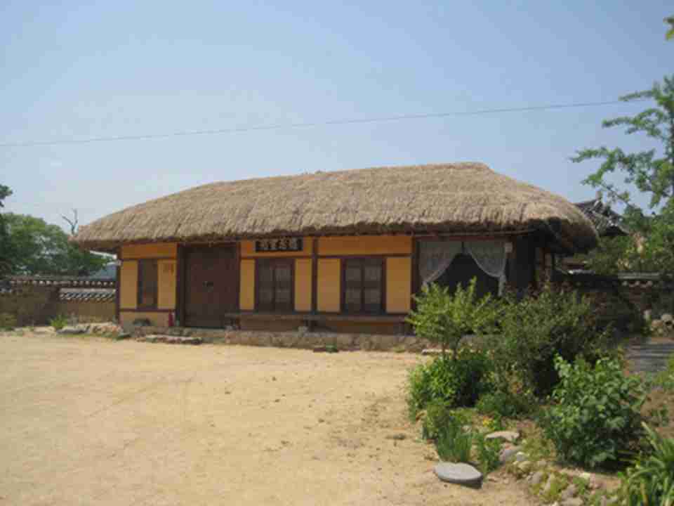 �嶫�������ĺӻش��Ƿ�ɽ���Ͼ�ס�ĵط�