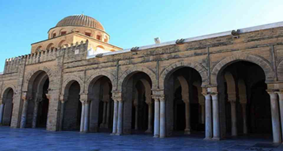 �������������岼����˿�³���С�����������֮�ǡ�������