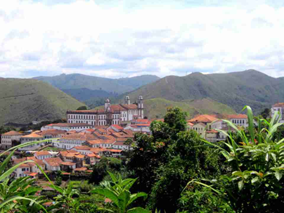 ŷ³����ͼ��һ��������ɽ�ǣ�����ӵ����ɾ��Ŀ����Լ���������ɽ��