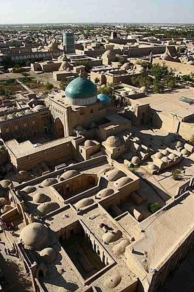 ϣ�߷�Ϊ�����֣��³ǵϲ�•����������•�����������ڳǣ���ɣ������Ų�ֻ���������ڳǲ���